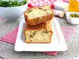 Ricetta Cake salato: prosciutto cotto, emmental e olive verdi