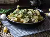 Ricetta Pasta cremosa con funghi e salsiccia